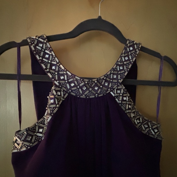 Size 6 - Picture 2 of 4